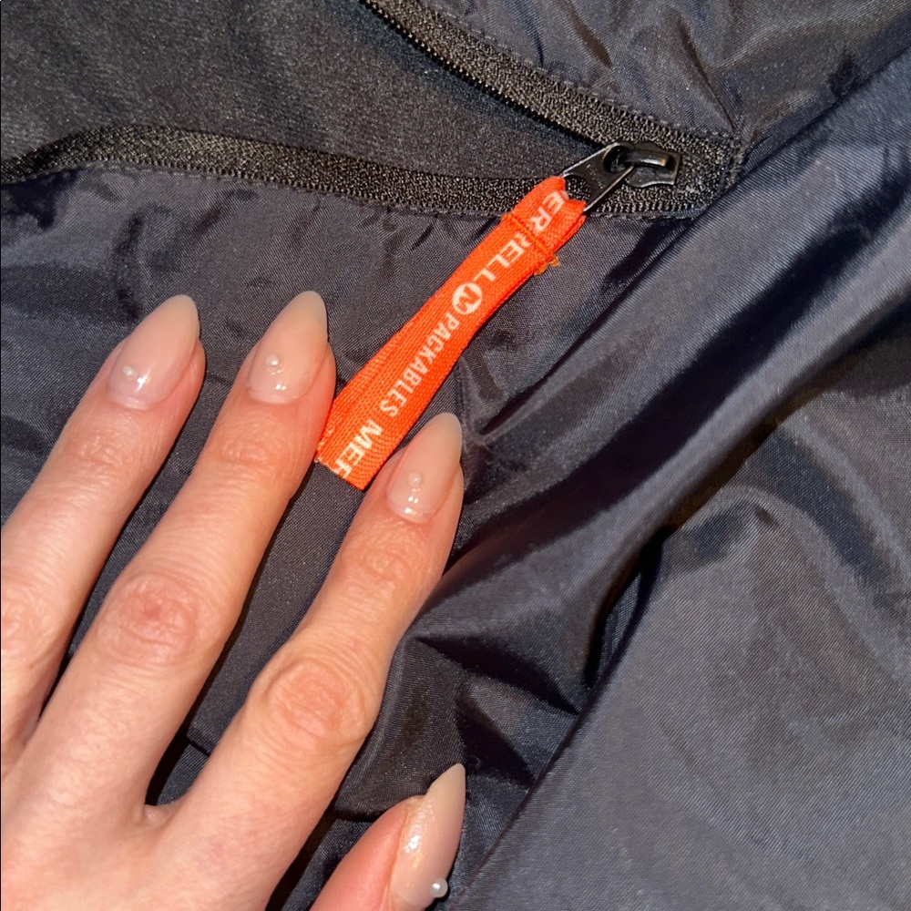 Merrell Black Puffer Jacket - Picture 6 of 7